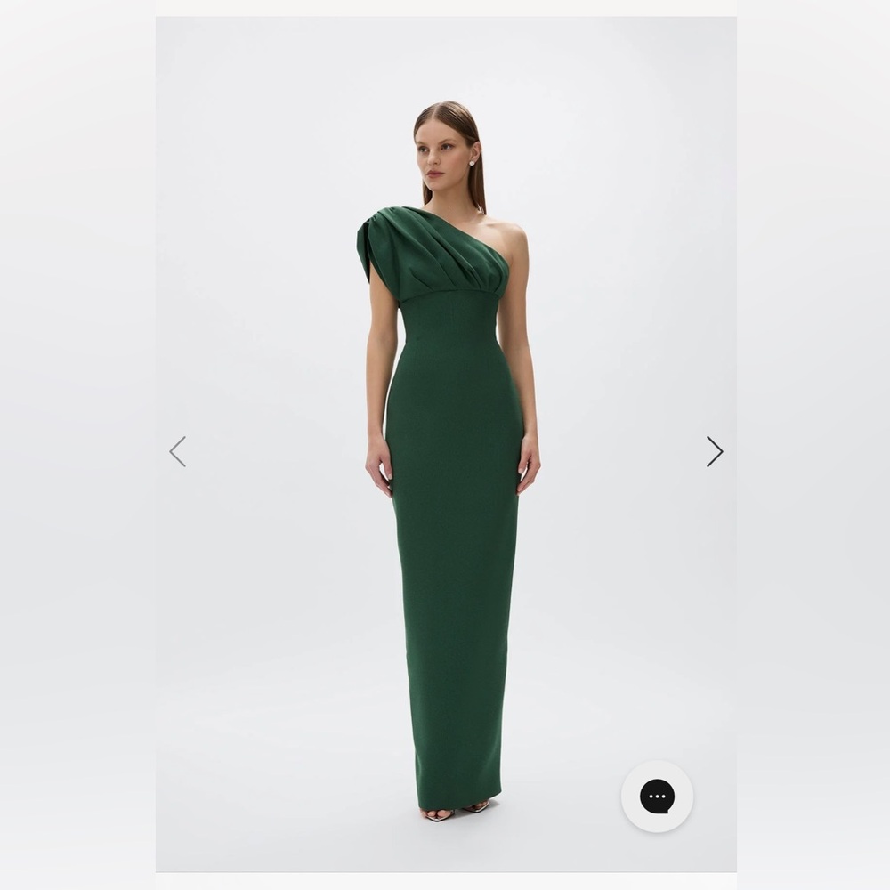 Rachel Gilbert Green One-Shoulder Gown for Weddings
Winnie Dress